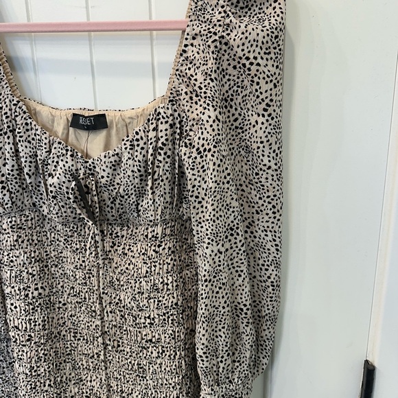 NWT Reset by Jane Marcia Leopard Print Smocked Mini Dress Size L - Picture 5 of 6